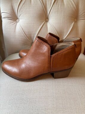 Naturalizer Cognac Leather Ankle Booties with Low Stacked Heel